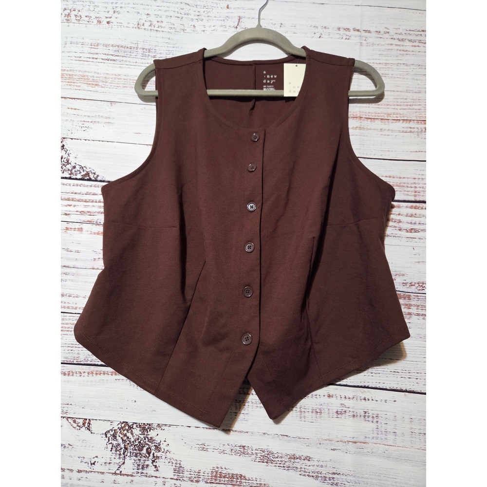 A New Day Womens XXL Brown Button Front Sleeveless Knit Vest Top NWT Fall Vibes